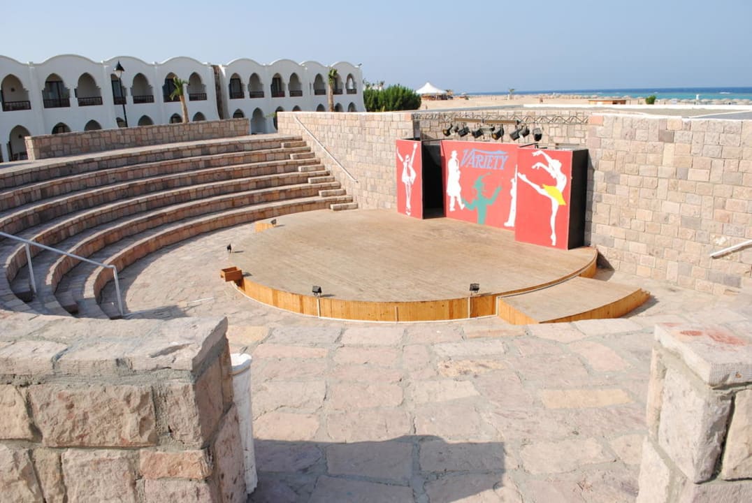 Theater Hotel Gorgonia Beach Resort