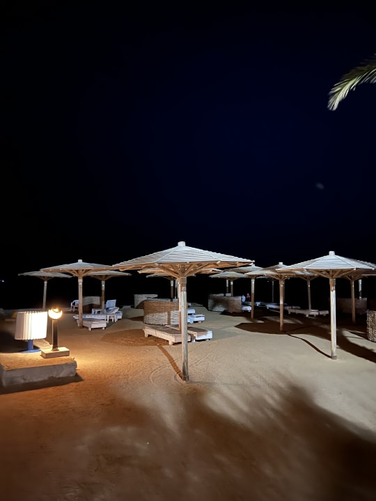 Strand Palm Beach Resort