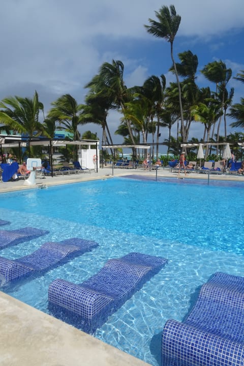 Pool Hotel Riu Palace Punta Cana