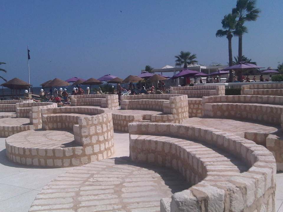 Zuschauerbereich an der Theaterbühne für Shows Alassio Hotel and Thalasso