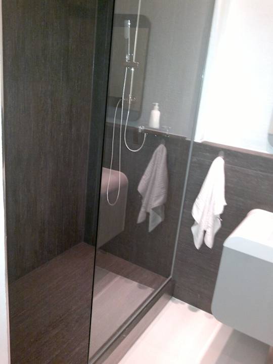 Die Tolle Dusche Hotel Youngstar