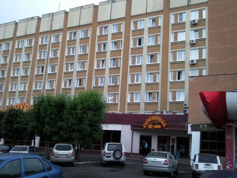 Außenansicht Hotel Volga