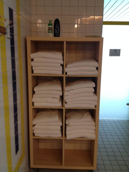 Handtücher im Saunabereich CURHAUS Bad Mühllacken