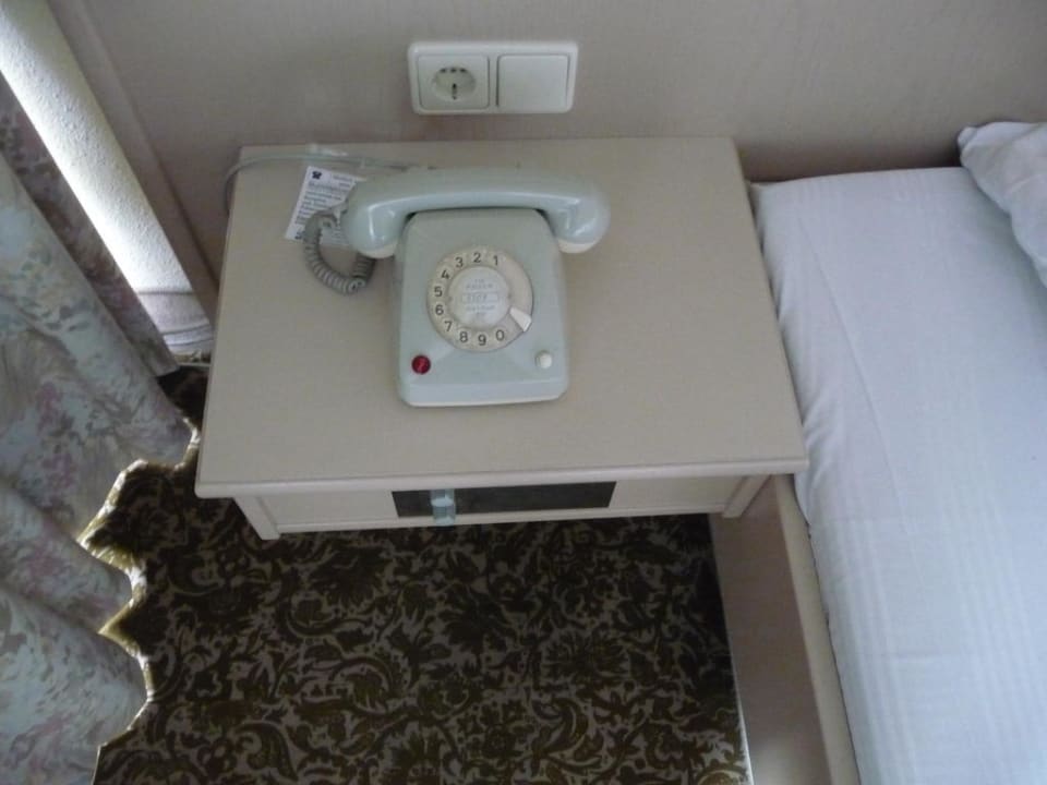 So sahen Telefone vor 40 Jahren aus Hotel Sonnenhügel