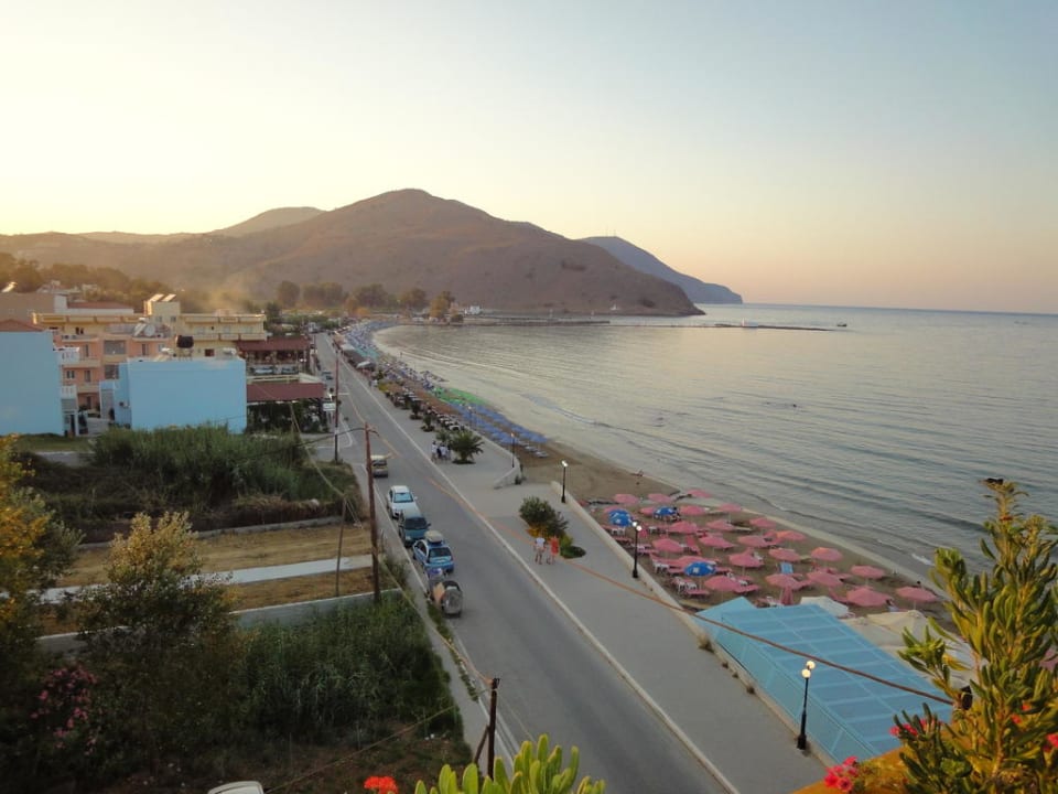 Blick von Corissia Panoramabar in westl. Richtung Hotel Corissia Princess