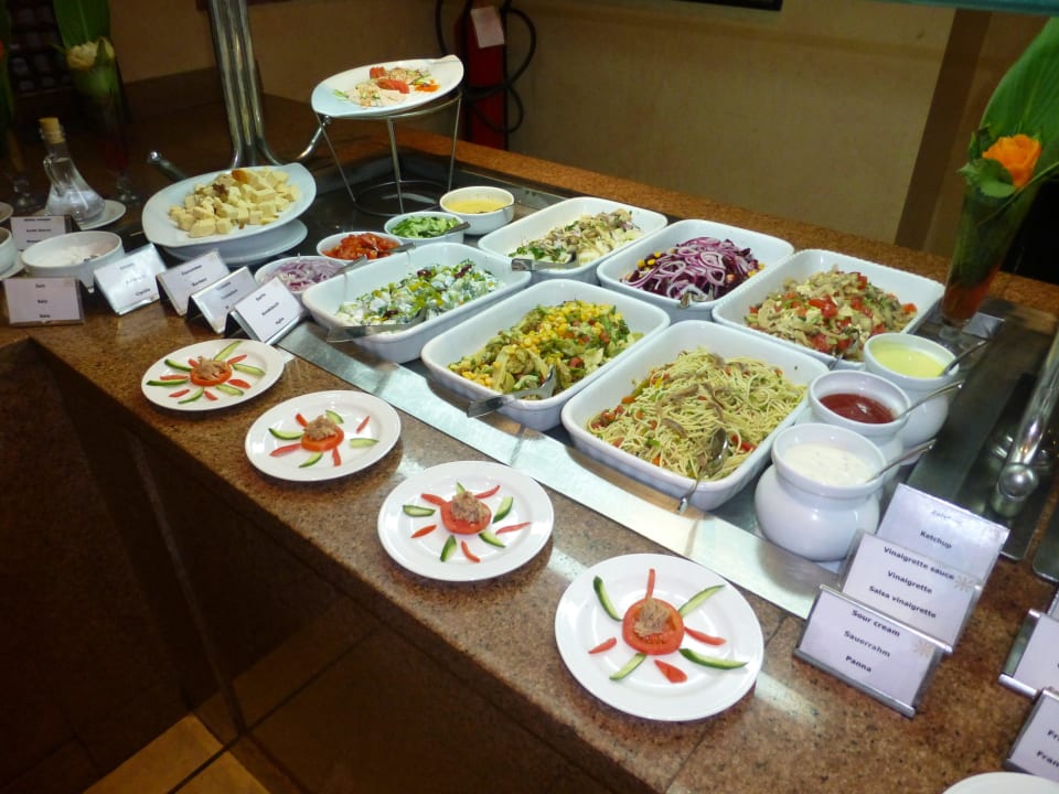 Schmackhafte Salate Jaz Dar EL Madina