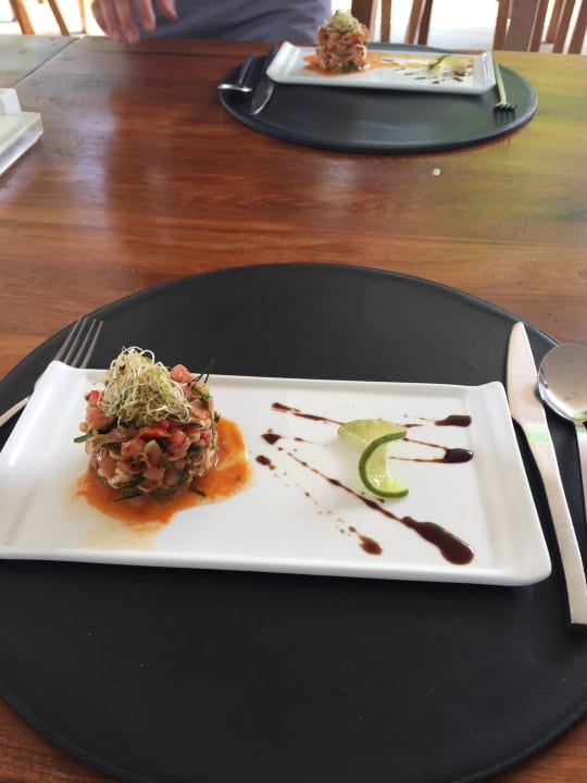 Tuna Tartar Tolani Resort Kui Buri