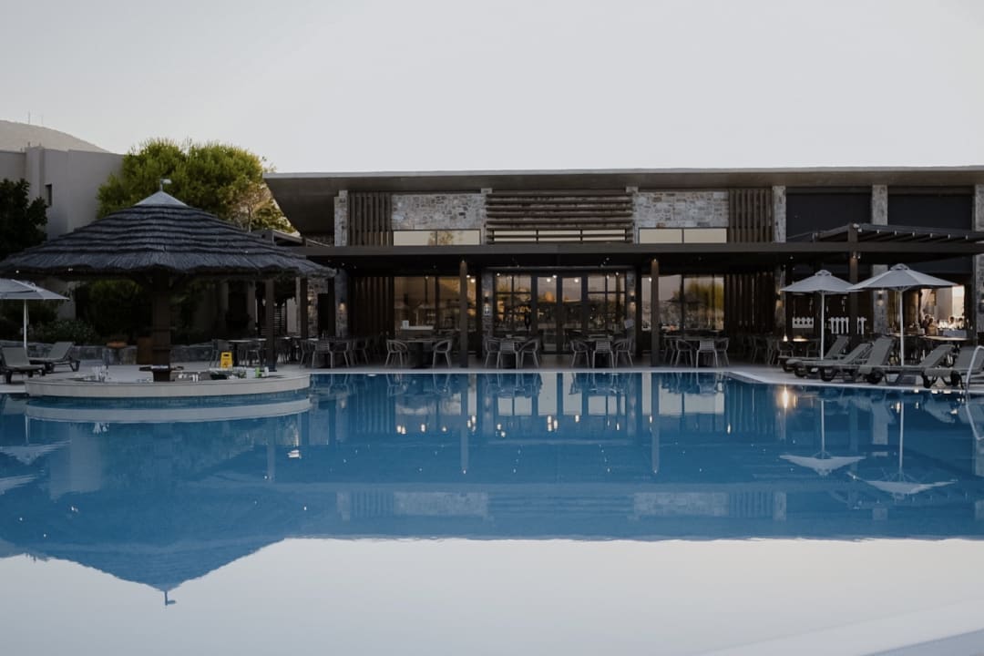 Pool Nana Golden Beach