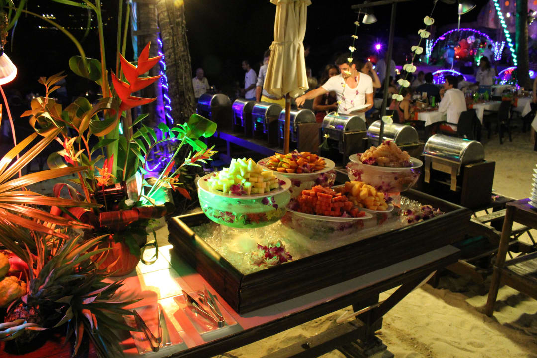 Silversterbuffet am Stone Beach Restaurant Panviman Resort Koh Phangan