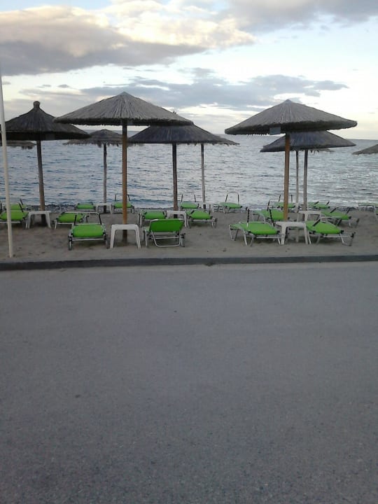 Schöner Strand! alltoura Club Hotel Poseidon Palace