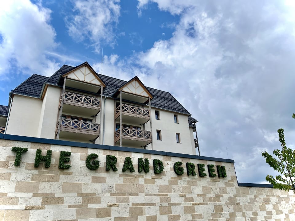 Außenansicht The Grand Green - Familux Resort
