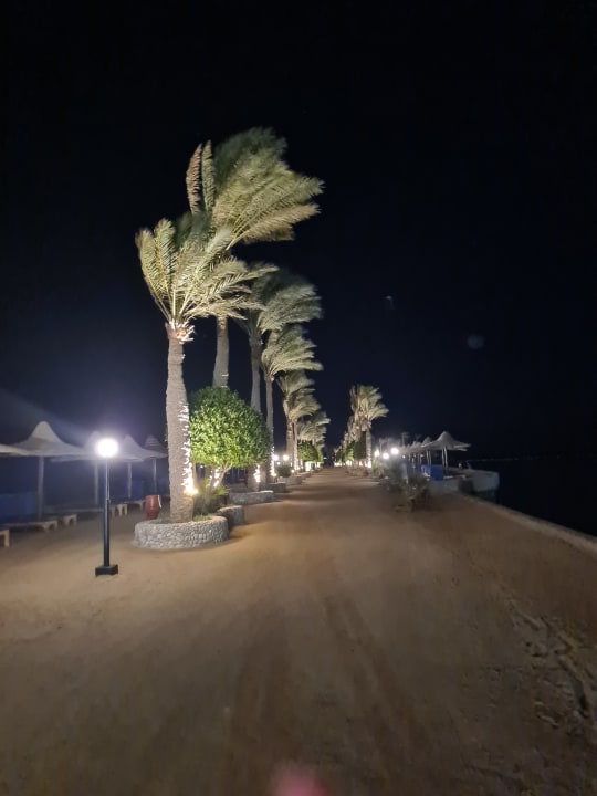 Strand Arabia Azur Resort