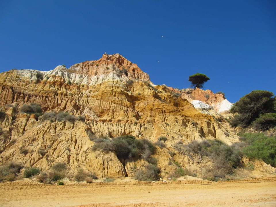 Kleiner Ausblick zum Land PortoBay Falésia