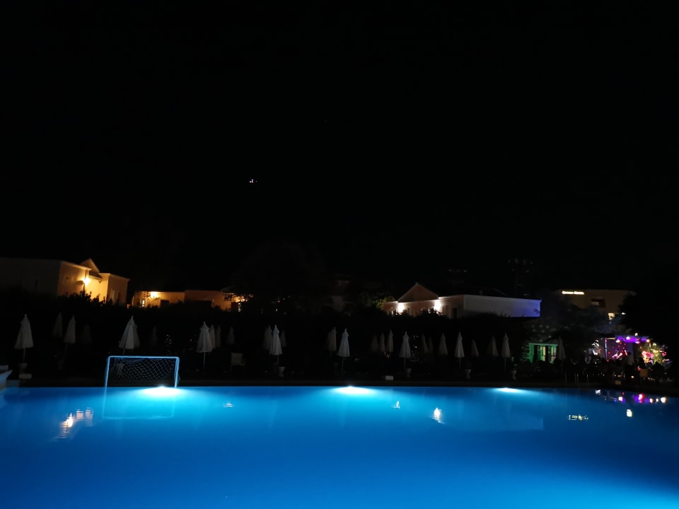 Pool Sentido Apollo Palace