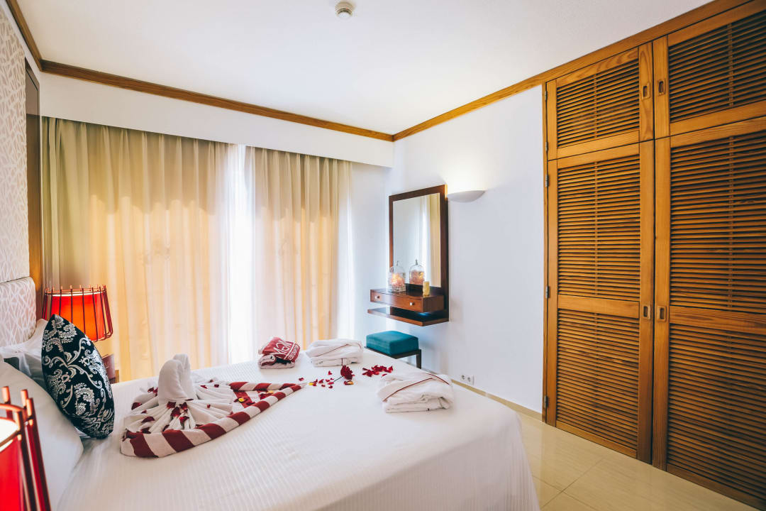 Zimmer Muthu Oura Praia Hotel