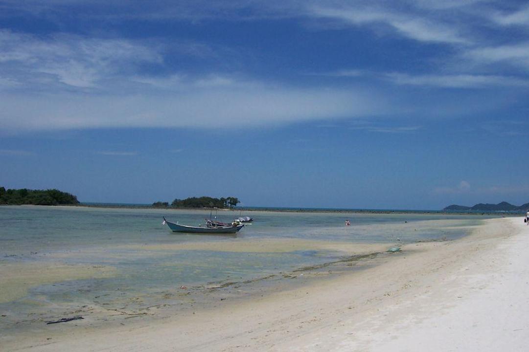 Strand Iyara Beach Hotel