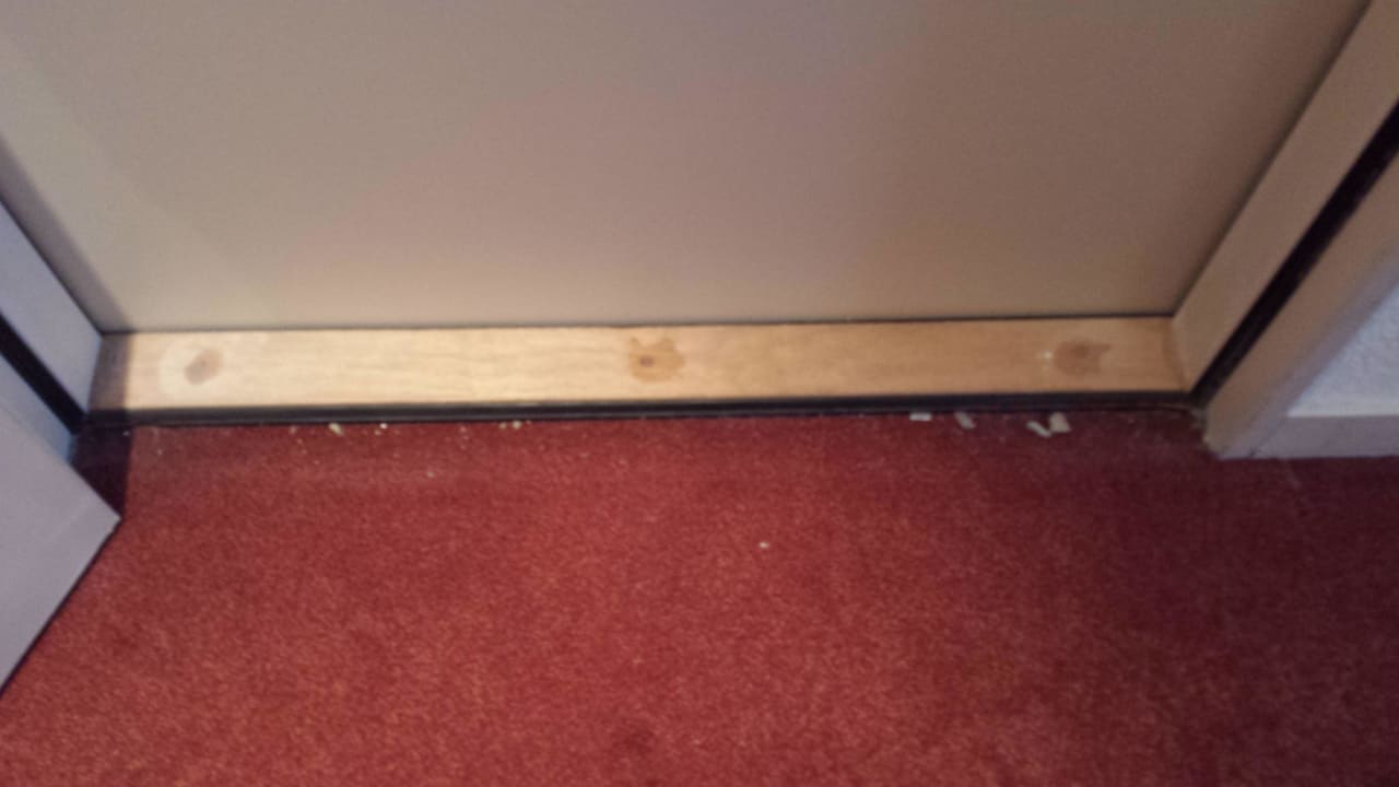 Oberflächig Sauber Campanile Val de France