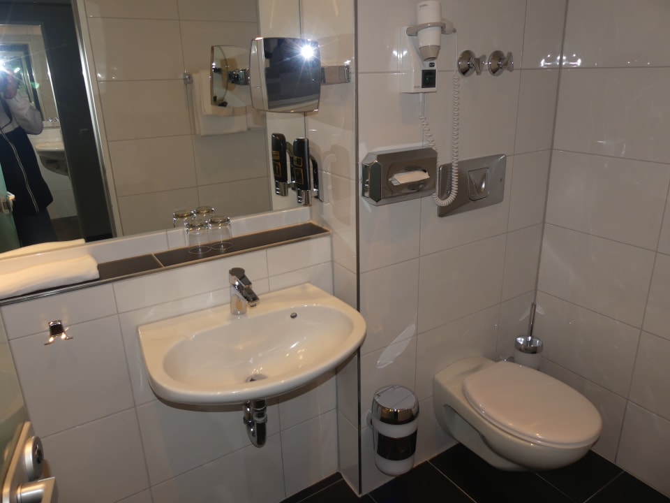 Zimmer Kommerzhotel Köln