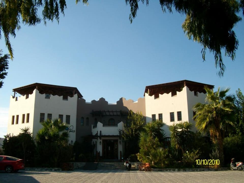 Von außen Gaia Garden Hotel