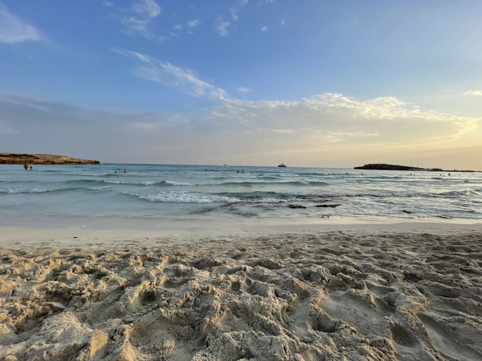 Strand Hotel Nissi Beach Resort