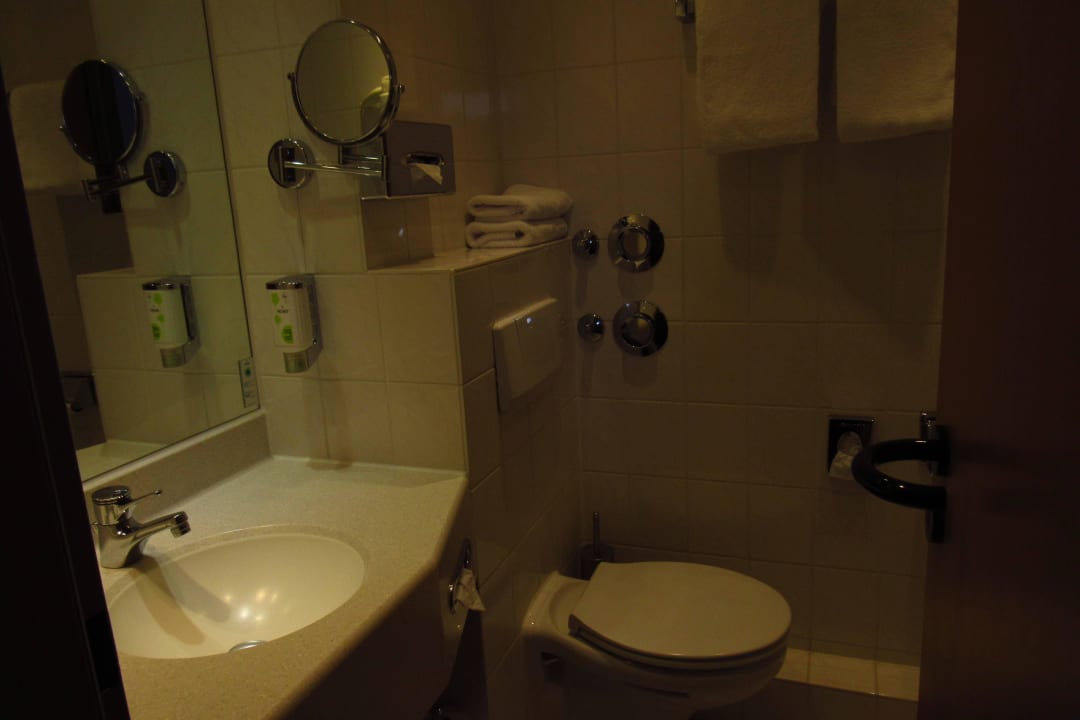 Łazienka ACHAT Hotel Dresden Elbufer