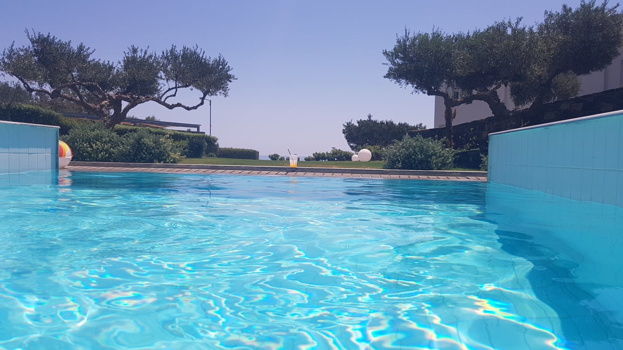 Pool Kakkos Beach Hotel