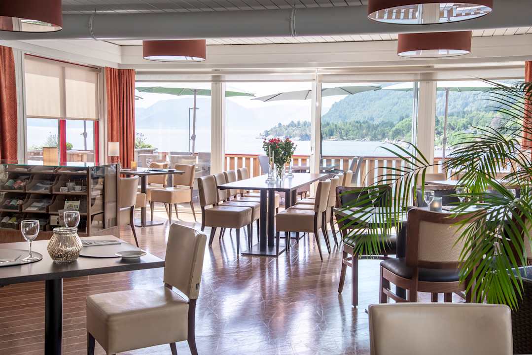 Gastro Lavik Fjord Hotel & Apartments