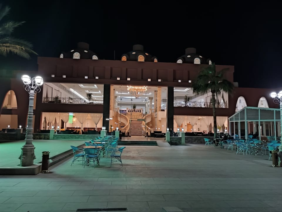 Außenansicht Titanic Beach Spa & Aqua Park