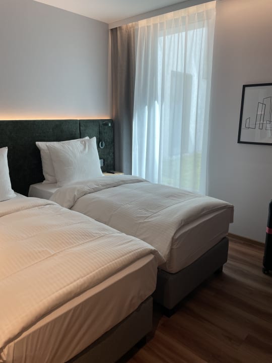 Zimmer H+ Hotel Frankfurt Eschborn