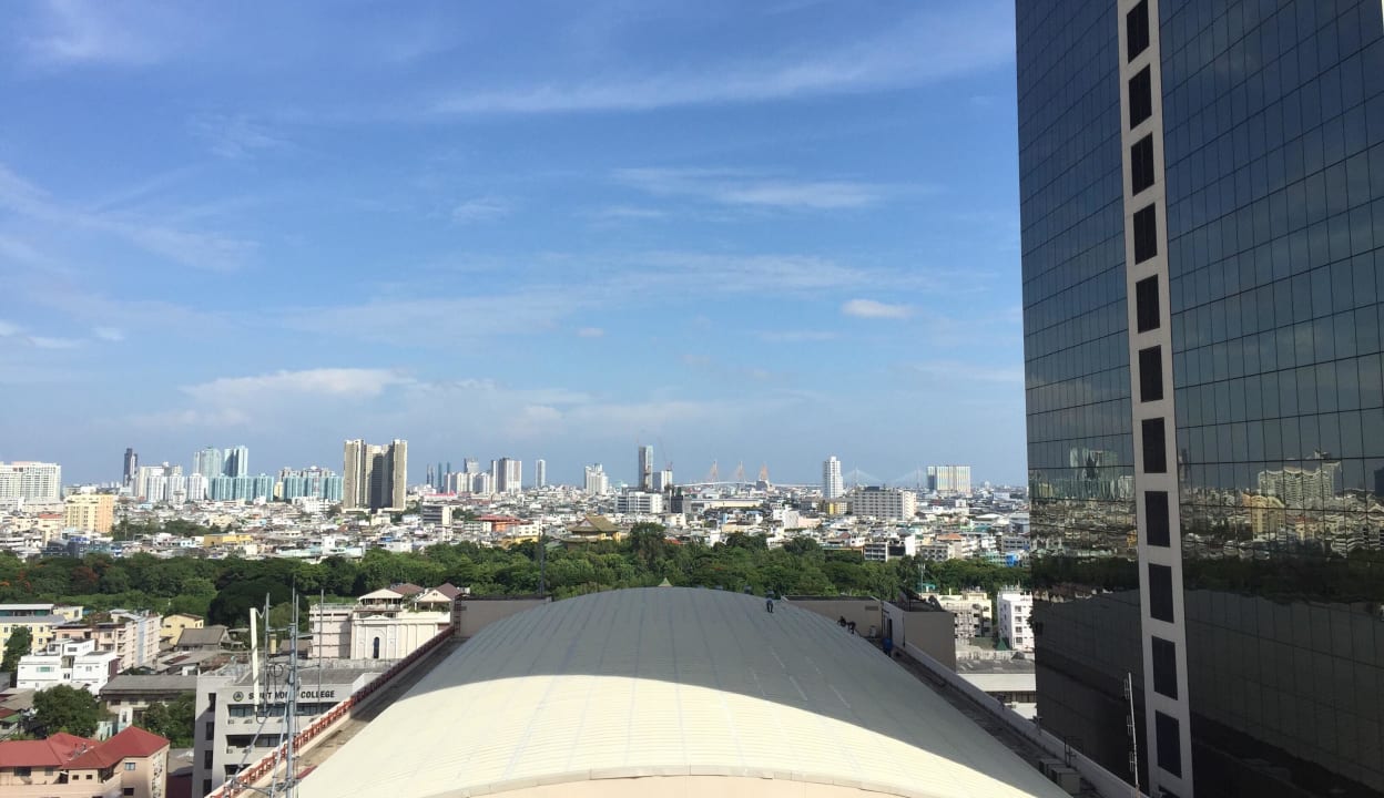 Ausbilck vom Pool Eastin Grand Hotel Sathorn