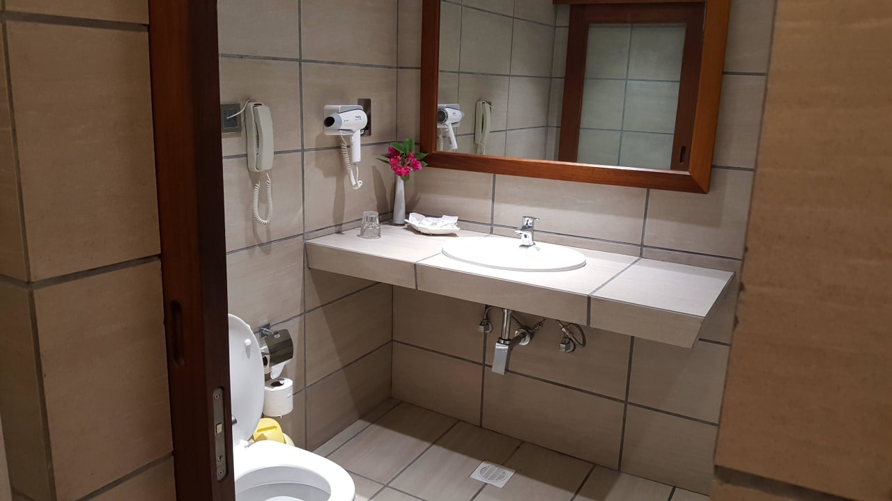 Schon ein neues Bad Hotel Traveller's Club