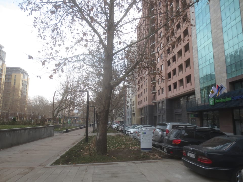 Außenansicht Holiday Inn Express - Yerevan by IHG
