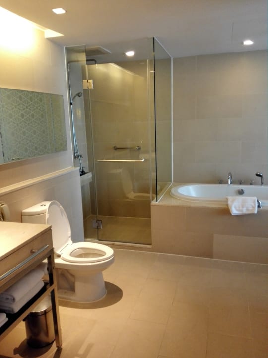 Zimmer JC Kevin Sathorn Bangkok Hotel