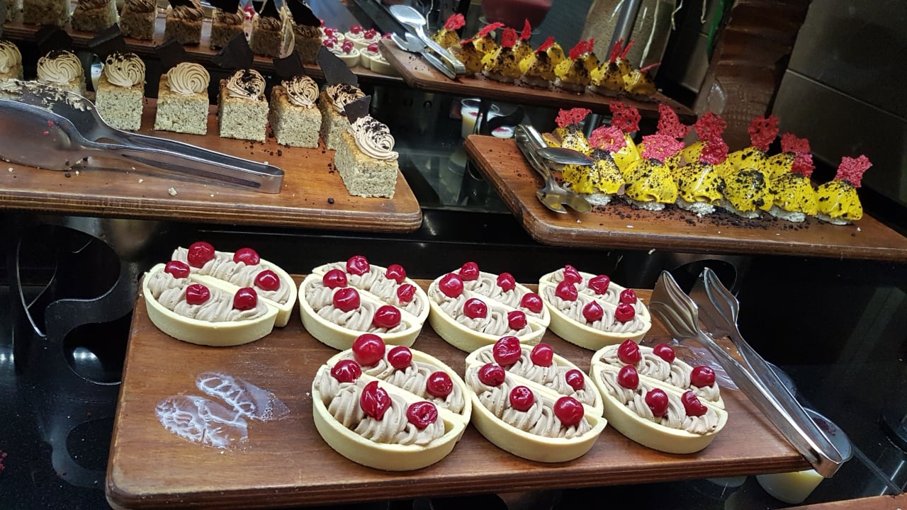 Gastro Well Palace Side