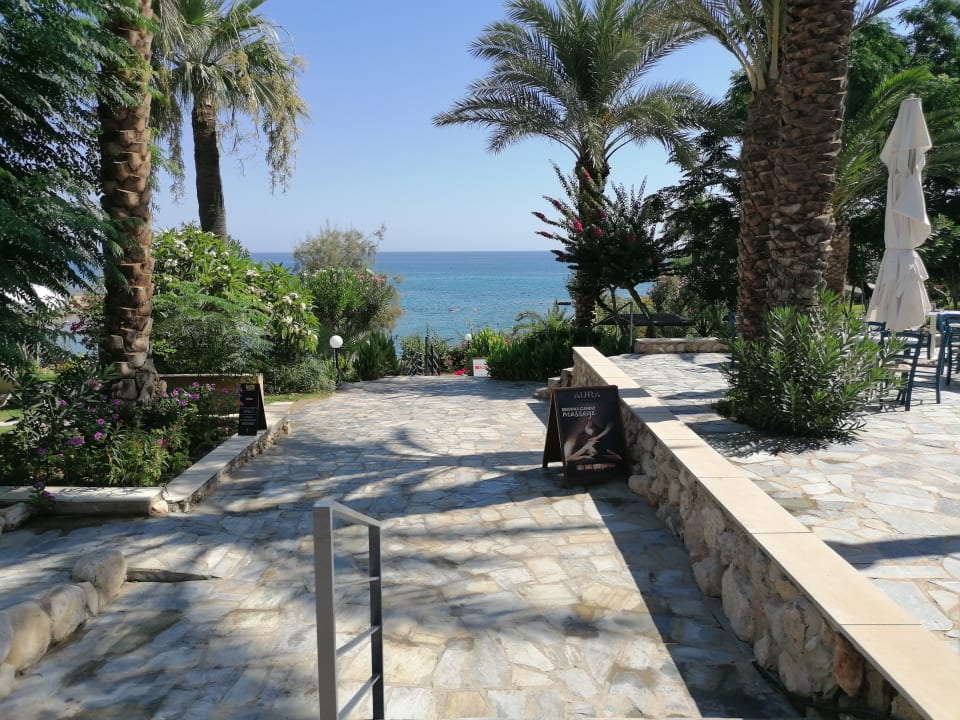 Ausblick Crystal Springs Beach Hotel