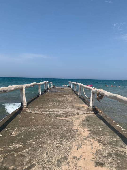 Strand Aladdin Beach Resort