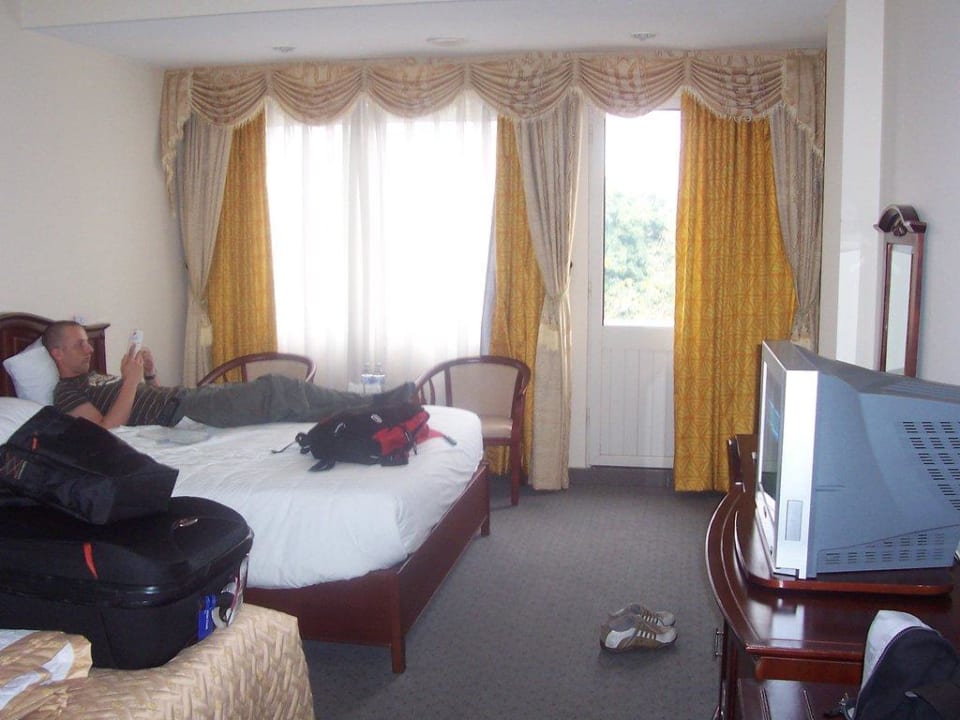 Einrichtung sehr einfach Hotel ICC Hanoi