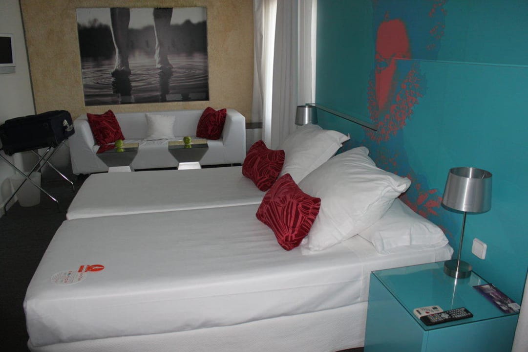 Zimmer 306 Hotel Room Mate Laura