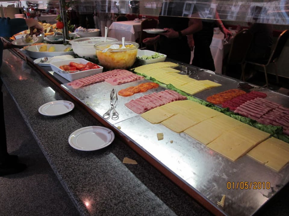 Frühstück Hotel Mundial