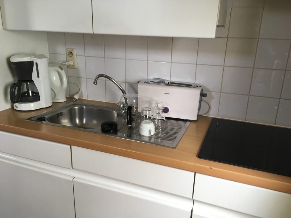 Küche mit Kaffeemaschine und Toaster  Sunparks Oostduinkerke aan zee