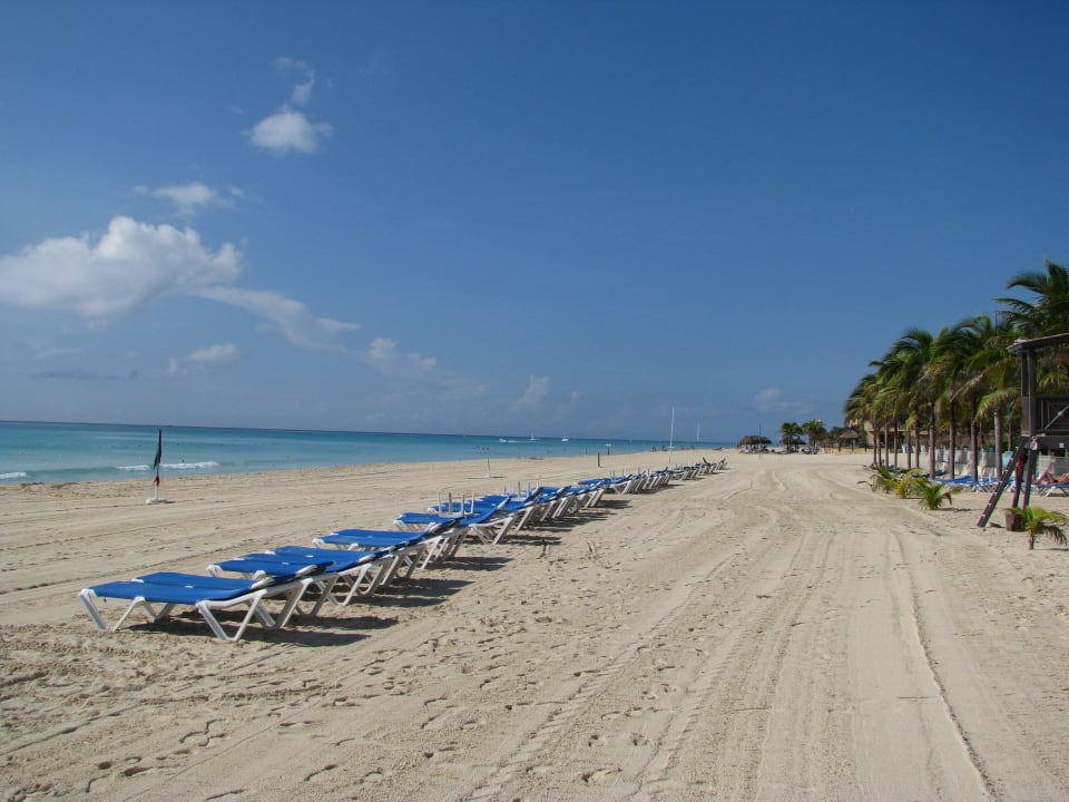 Blick nach rechts vom Hotel Hotel Riu Palace Riviera Maya