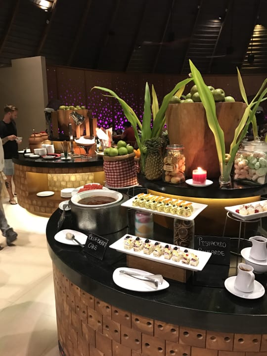 Restaurant Centara Ras Fushi Resort & Spa Maldives