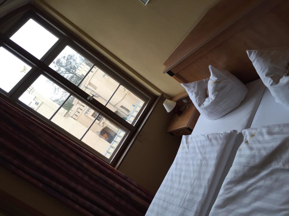 Hotelzimmer mit Blick auf das Schloss Hotel Jagdschloss Letzlingen