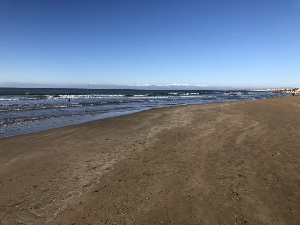 Strand Grand Seker Hotel