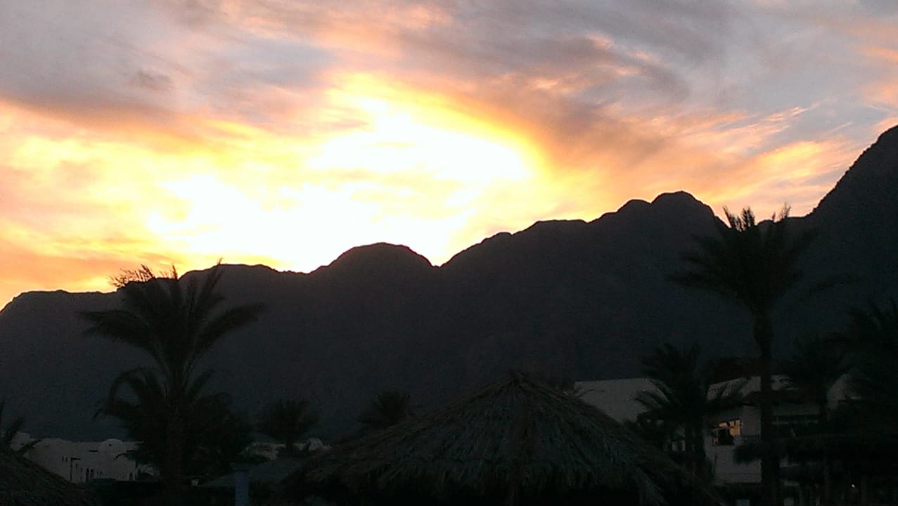 Super Sonnenuntergänge am Sinai Aquis Taba Paradise Resort