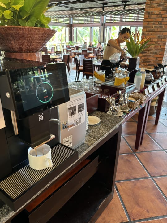 Gastro Pandanus Resort