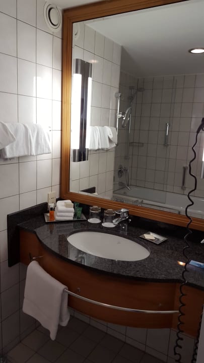 Badzimmer Dorint Hotel Bonn