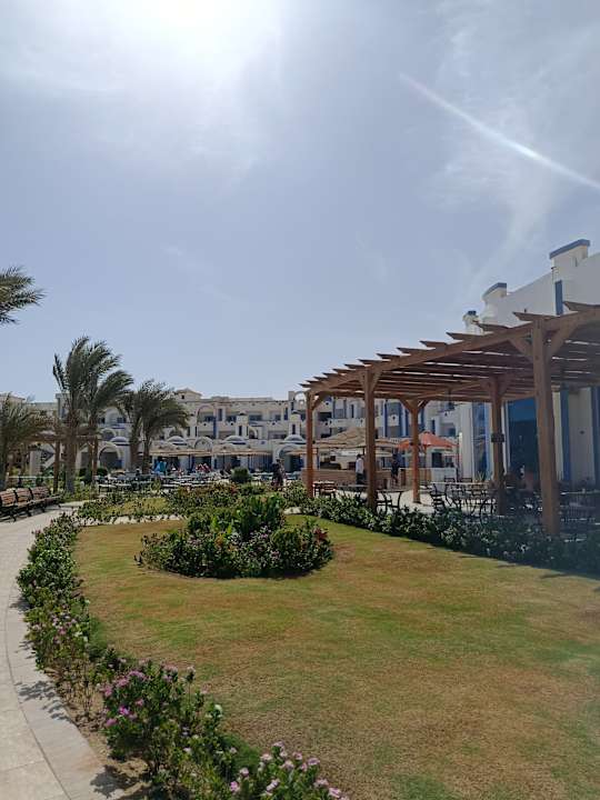 Außenansicht Coral Sun Beach