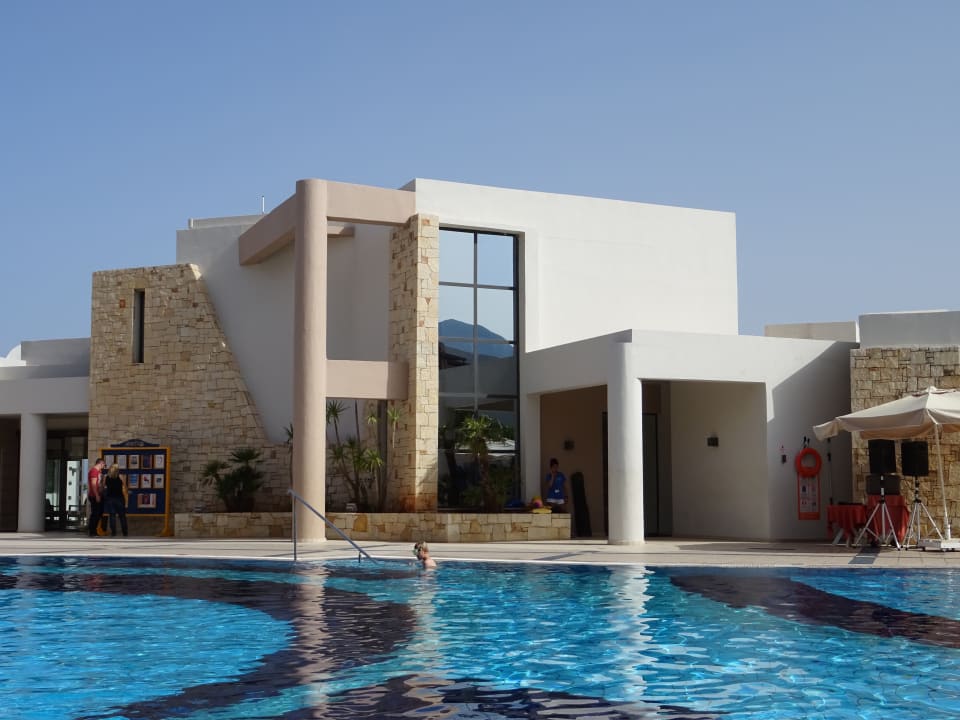 Pool Grand Hotel Holiday Resort