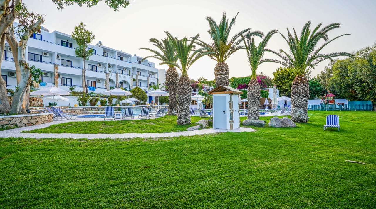 Pool Ekaterini Hotel